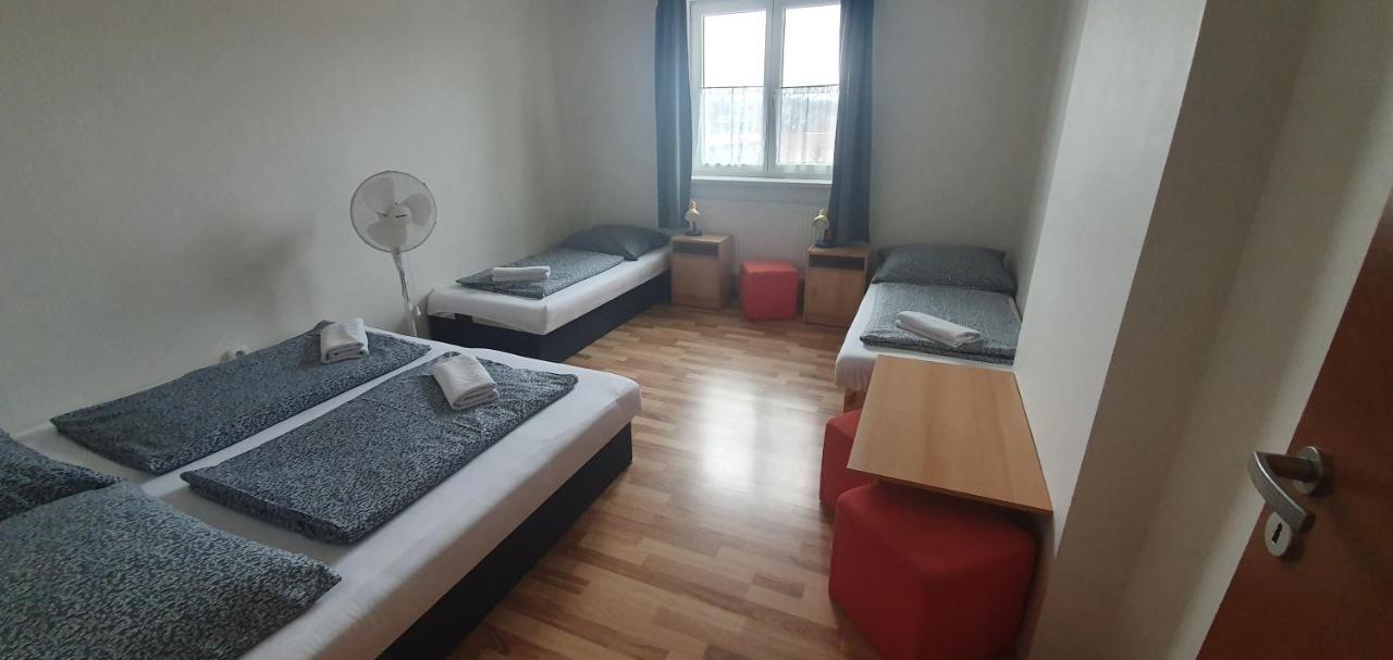 Pod Vinici Hotel Микулов Екстериор снимка